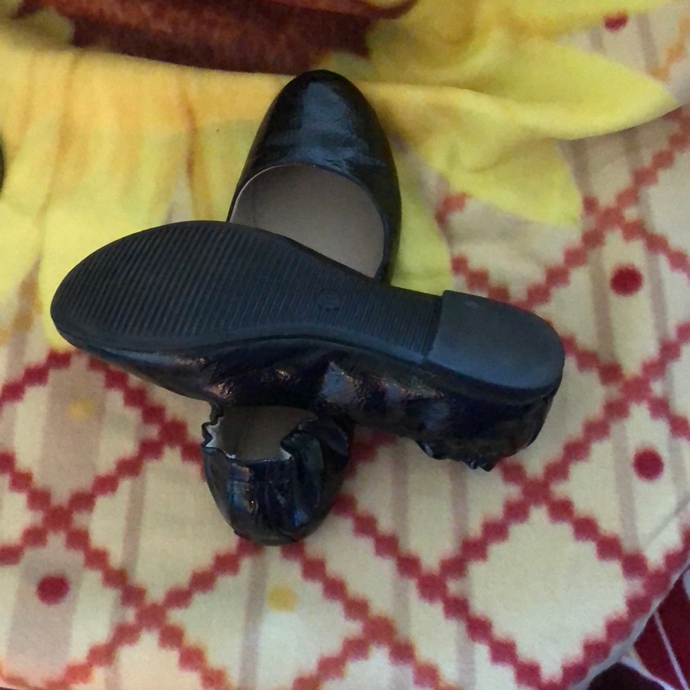 Shoes - Picture 2 of 2